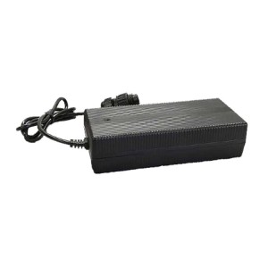 Ładowarka do skutera Suex XJS