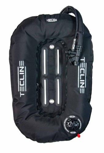 Skrzydło Donut 17 z wbudowanym adapterem czarne ("Opona" wyp.17kg/40lbs)_TecLine_sklep nurkowy Divepl.pl
